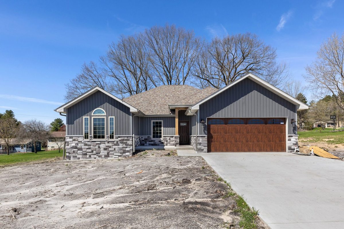 1020 Spruce Street, Black River Falls, WI — photo 2