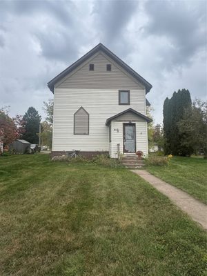 817 Scribner Street Spooner WI 54801