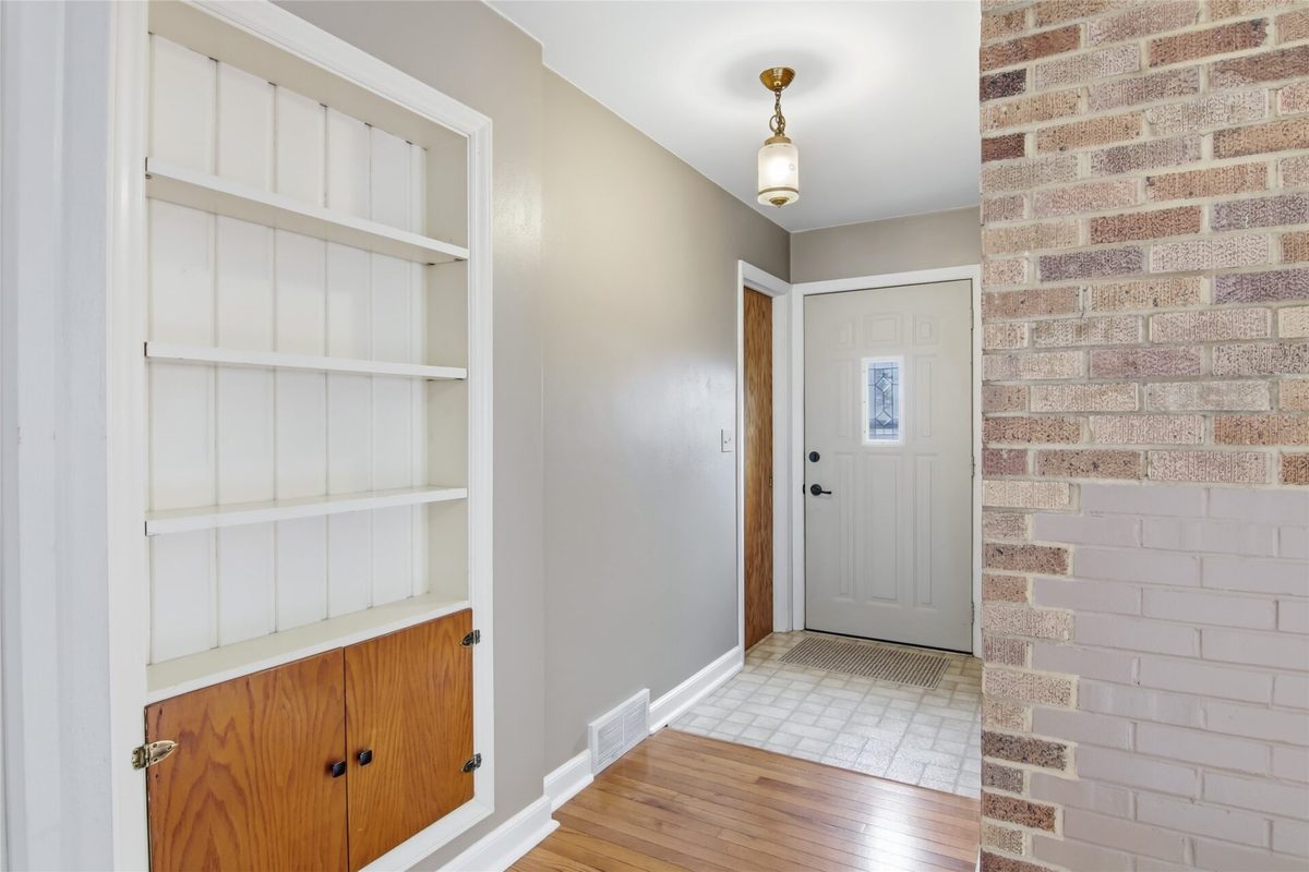 1915 Ohm Avenue, Eau Claire, WI