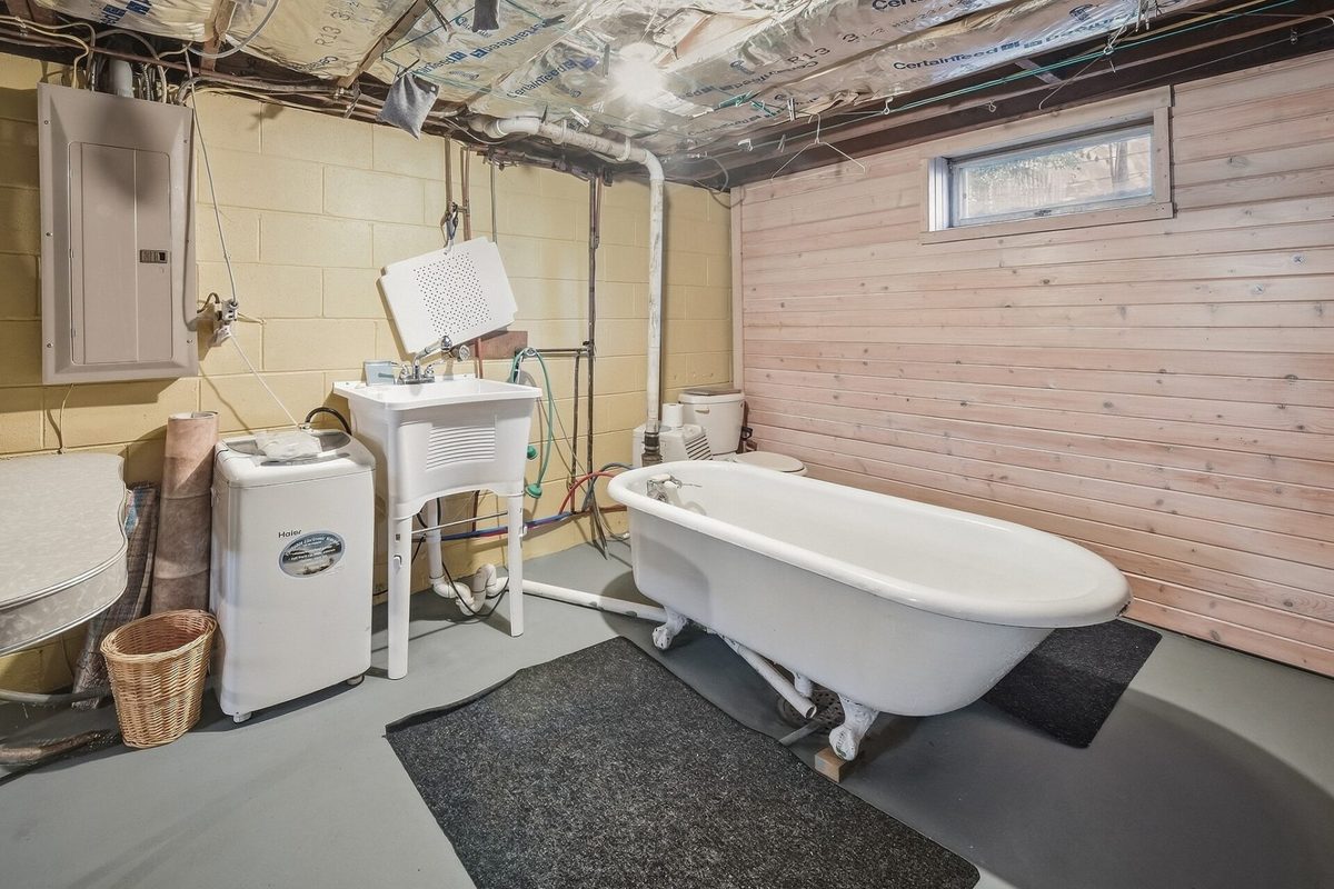 1132 Pershing Street, Eau Claire WI 54703 - Residential house for sale - MLS #1605170 - image22