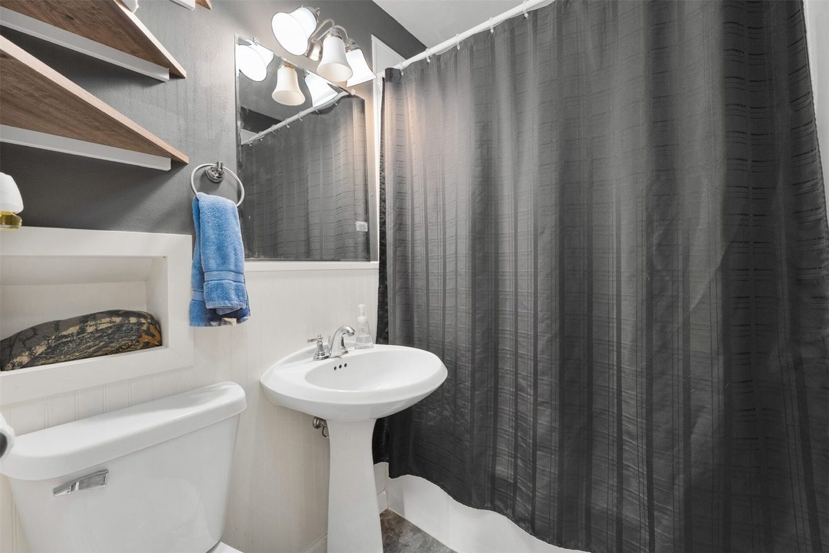1124 Briggs Avenue, Eau Claire WI 54703 - Residential house for sale - MLS #1603344 - image16