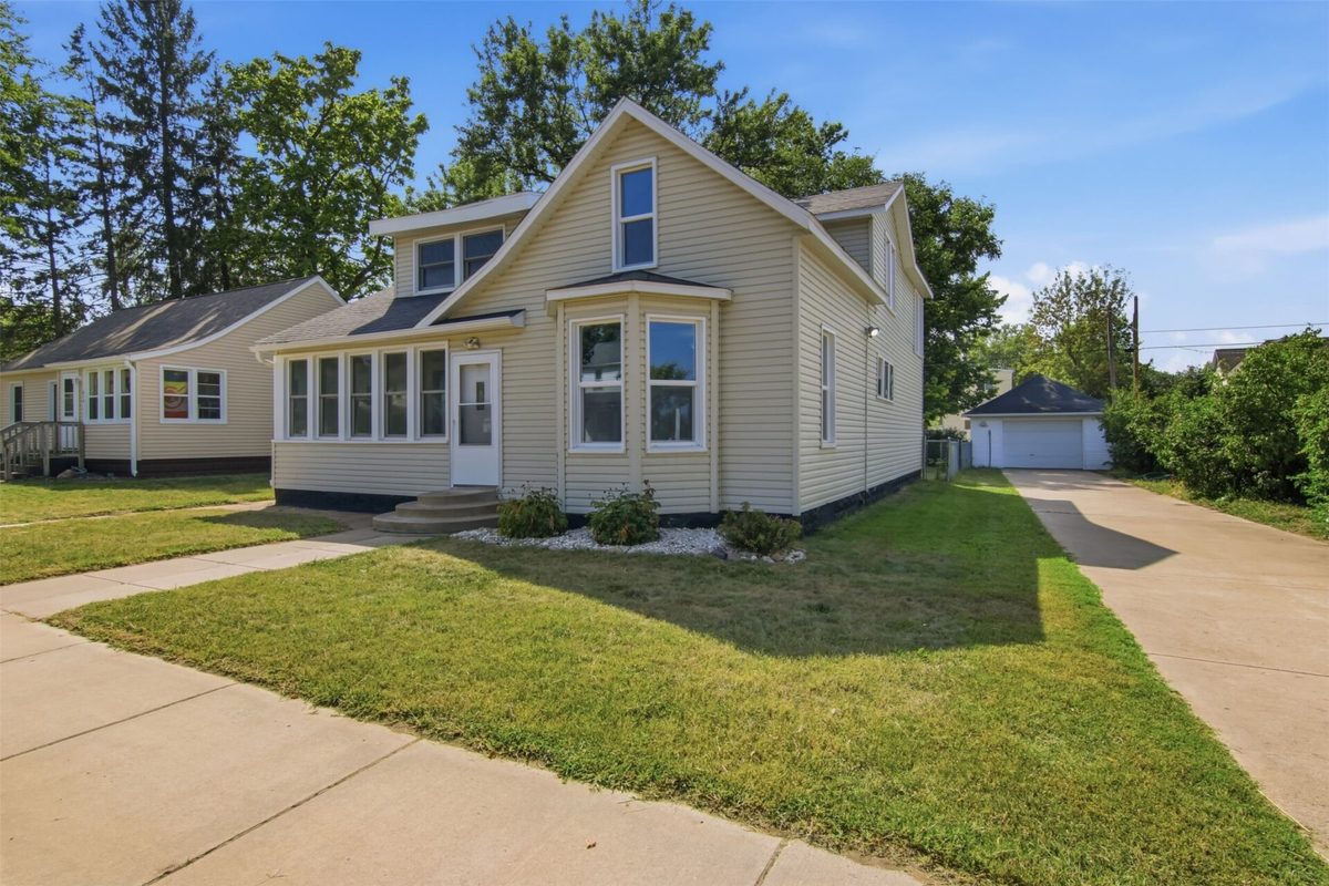 618 Erin Street, Eau Claire WI 54703 - Residential house for sale - MLS #1604424 - image2