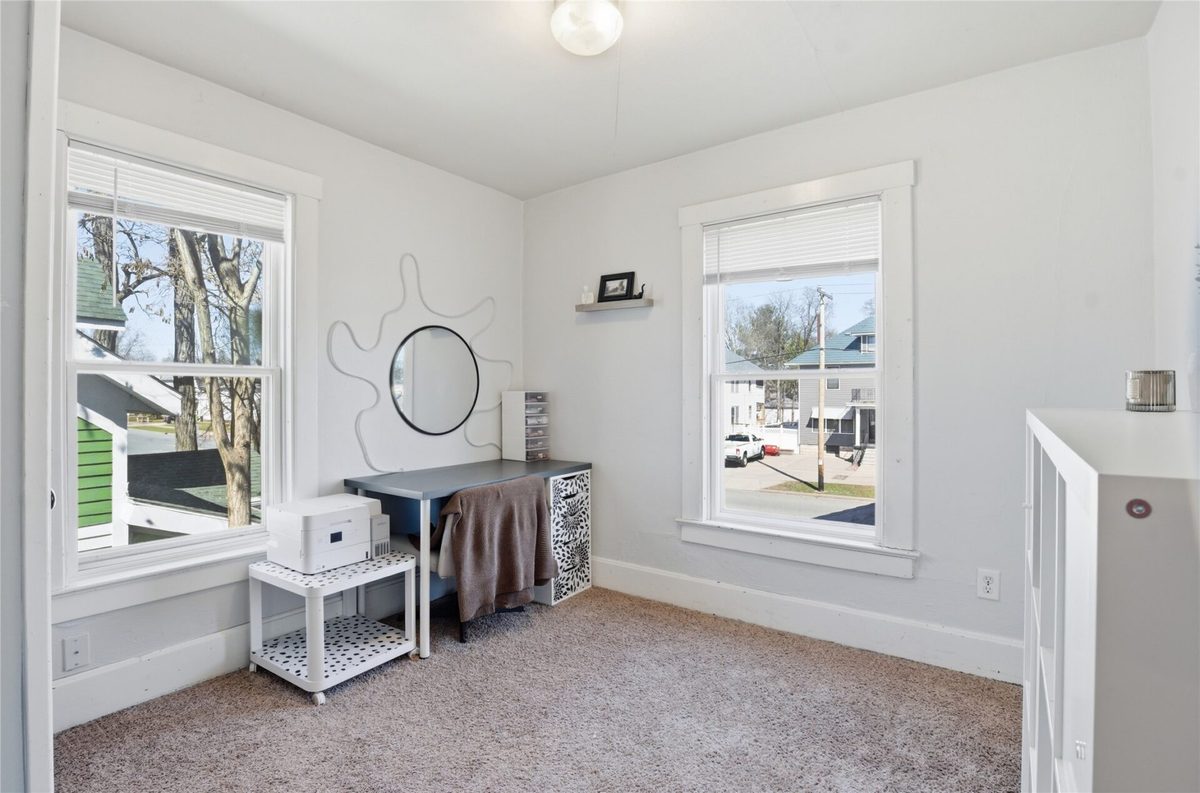 702 5th Avenue Eau Claire WI 54703 — photo 14