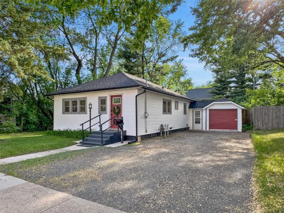 1615 Broadway Street, Menomonie WI 54751 - Residential house for sale - MLS #1601897 - image1