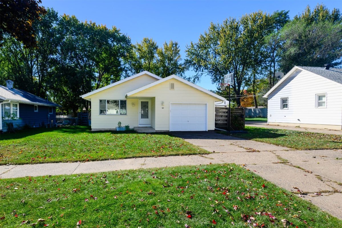 919 Fountain Street, Eau Claire WI 54703 - Residential house for sale - MLS #1605861 - image2