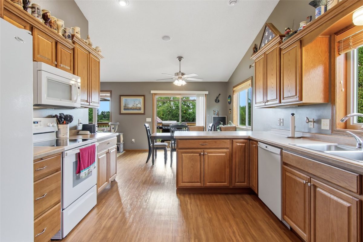 9852 162nd Street, Chippewa Falls WI 54729 - Residential house for sale - MLS #1604471 - image8