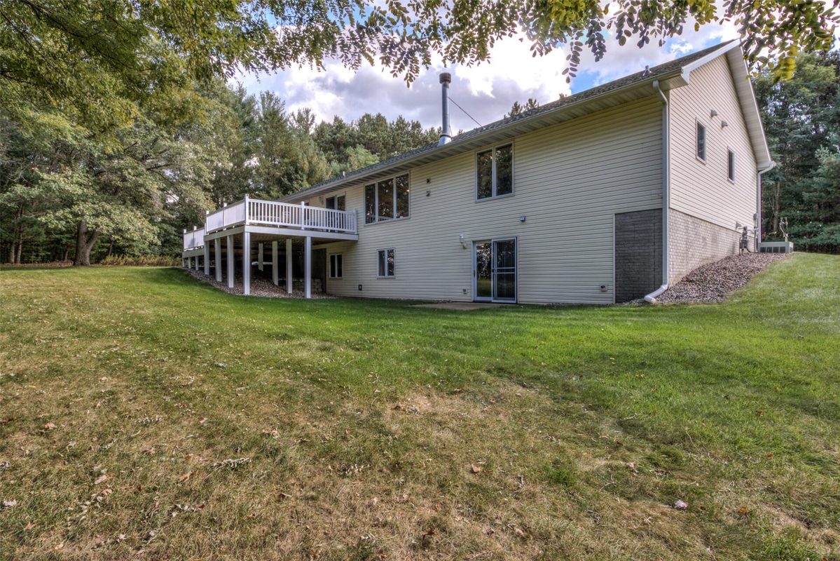 7180 Nine Mile Creek Road, Eau Claire, WI — photo 37