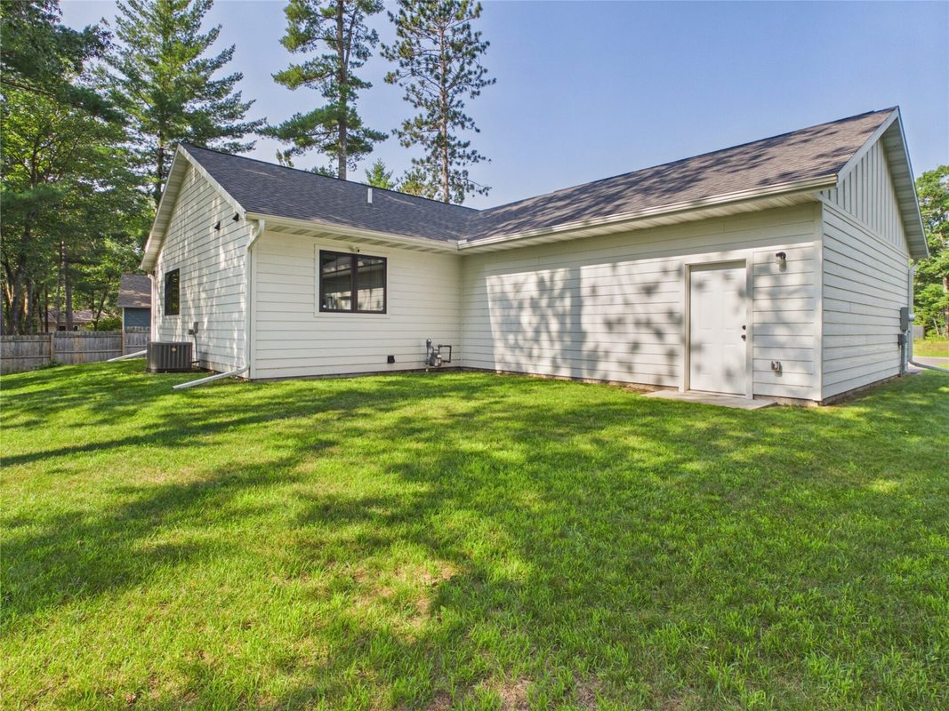 10764 August Lane, Hayward, WI