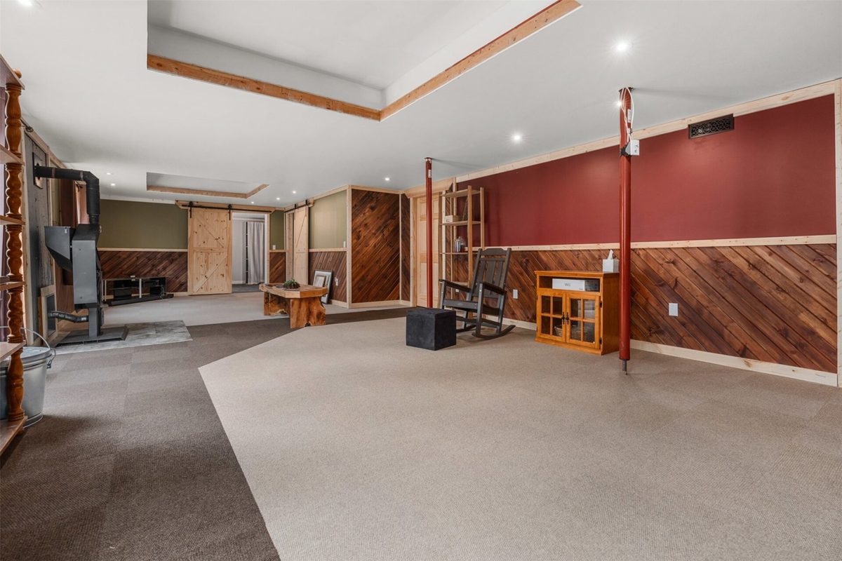 N5353 Thornapple Road, Ladysmith, WI