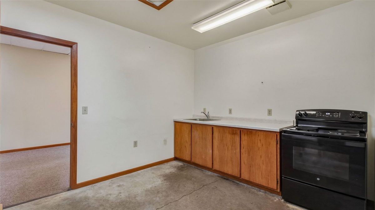 1210 Mansfield Street, Chippewa Falls WI 54729 - CommercialSale house for sale - MLS #1604227 - image13