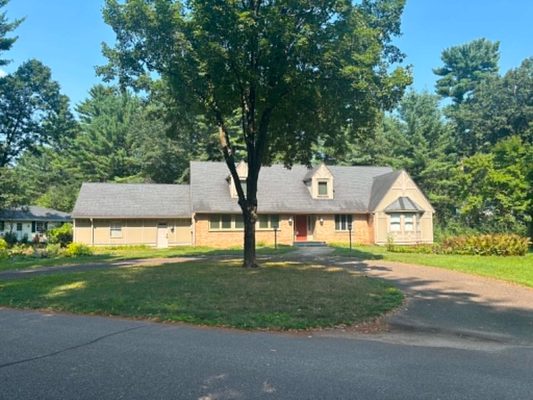 346 Heather Road Eau Claire WI 54701