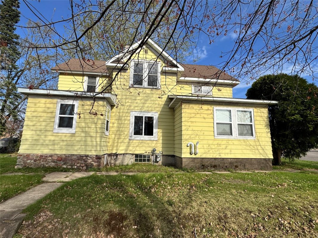 401 Elm Street, Spooner WI 54801 - Residential house for sale - MLS #1600987 - image3