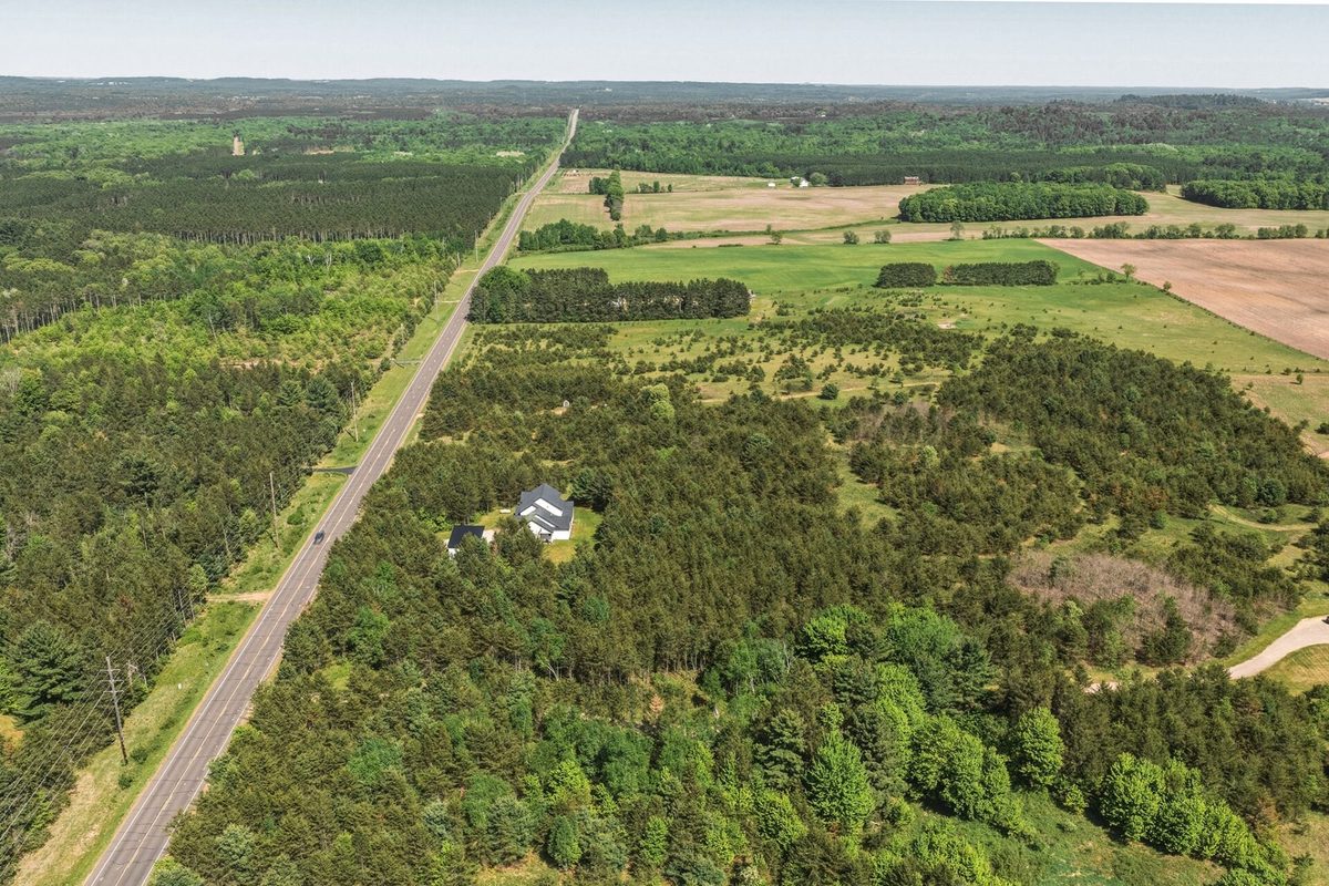 10081 9 Mile Creek Road, Fall Creek WI 54742 - Residential house for sale - MLS #1601601 - image58