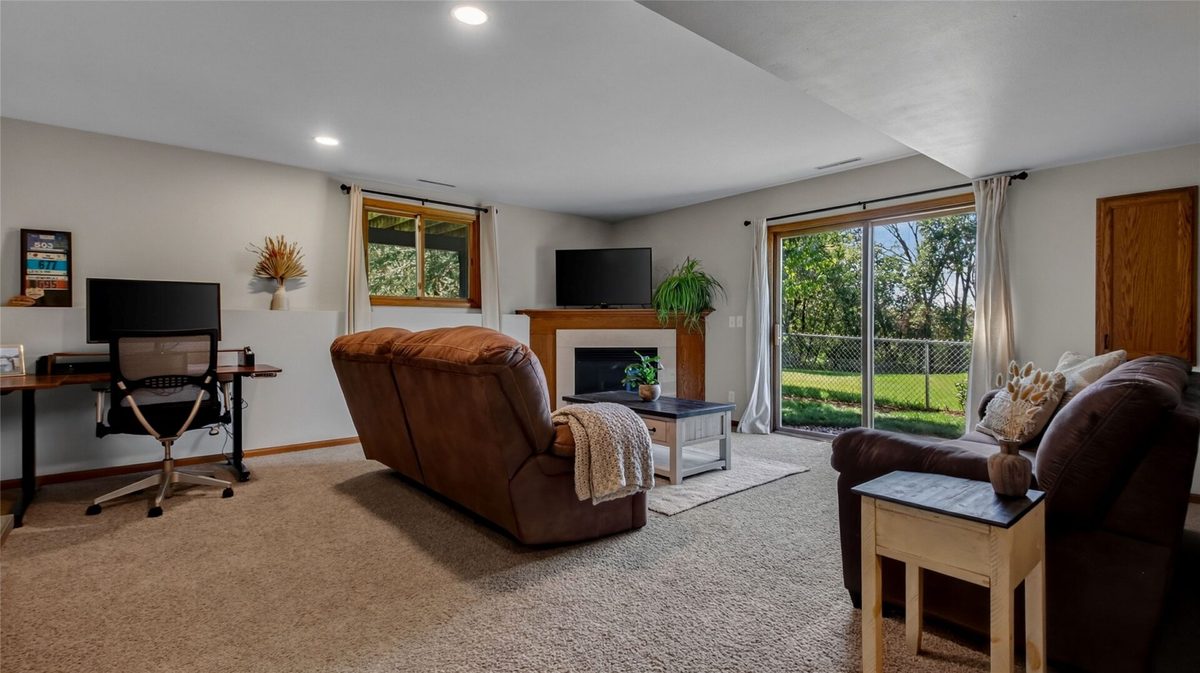 3309 Pointe Court, Eau Claire WI 54701 - Residential house for sale - MLS #1605029 - image16