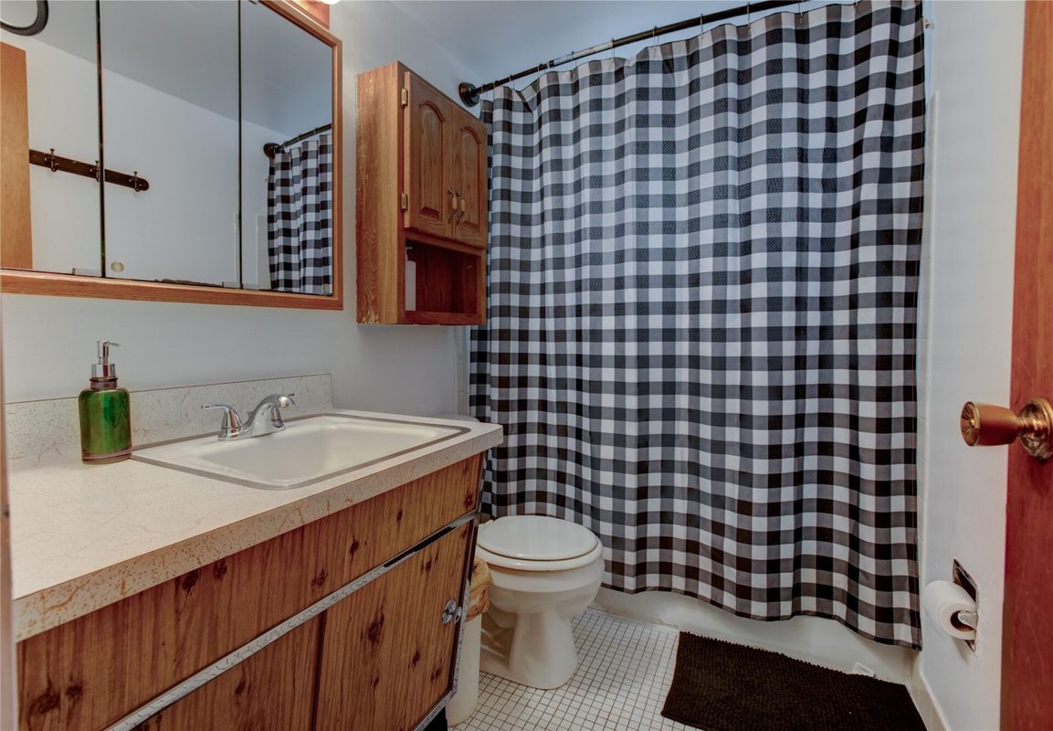 1608 Tainter Street, Menomonie WI 54751 - Residential house for sale - MLS #1603356 - image9