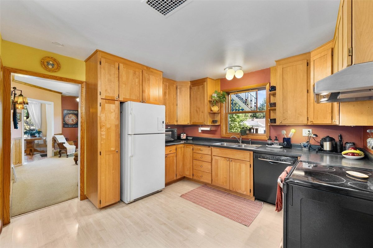 525 Summit Avenue, Eau Claire WI 54701 - Residential house for sale - MLS #1605427 - image16