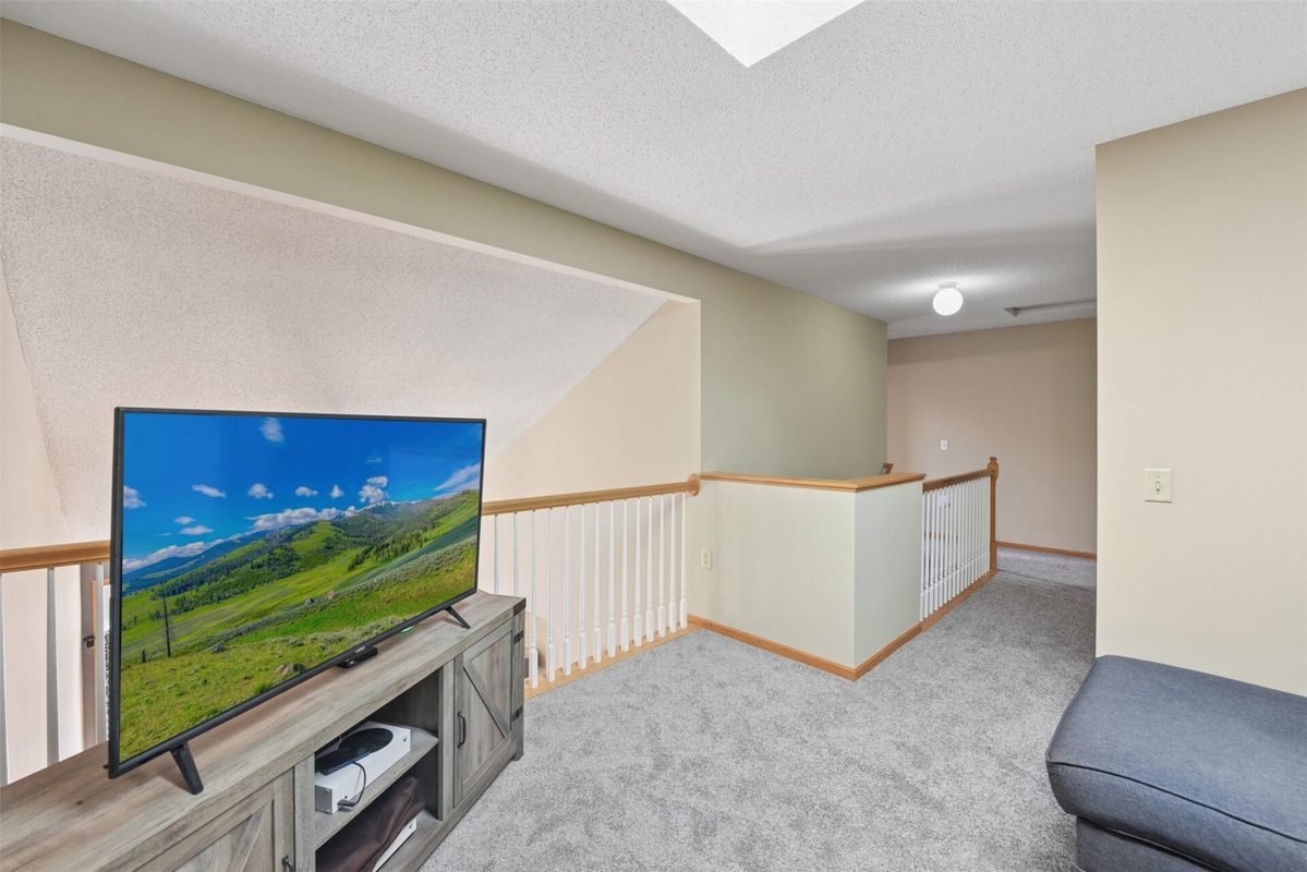 2335 Oakridge Circle, Hudson WI 54016 - Residential house for sale - MLS #1601662 - image15