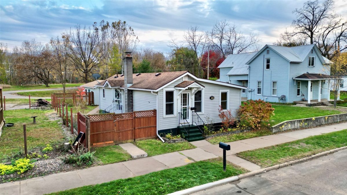 343 Canal Street, Chippewa Falls WI 54729 - Residential house for sale - MLS #1606243 - image2