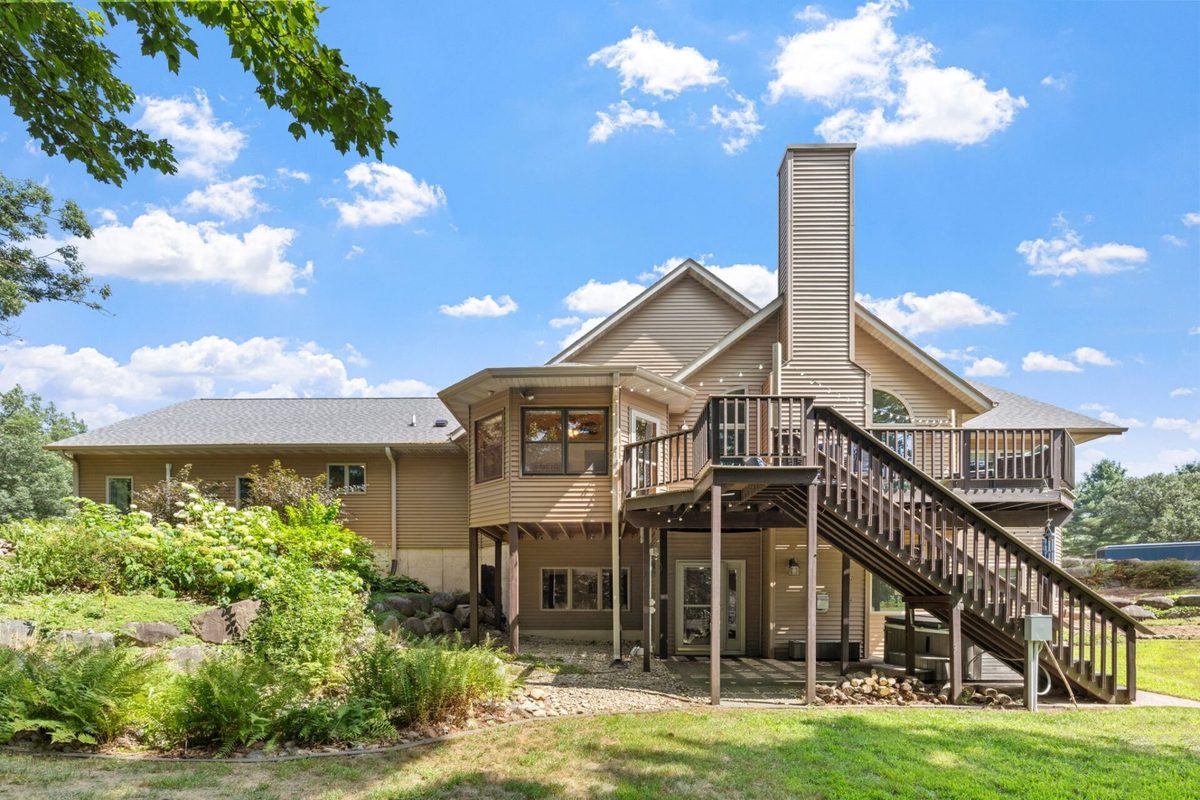 2403 Eagle Ridge Drive, Menomonie WI 54751 - Residential house for sale - MLS #1604526 - image5