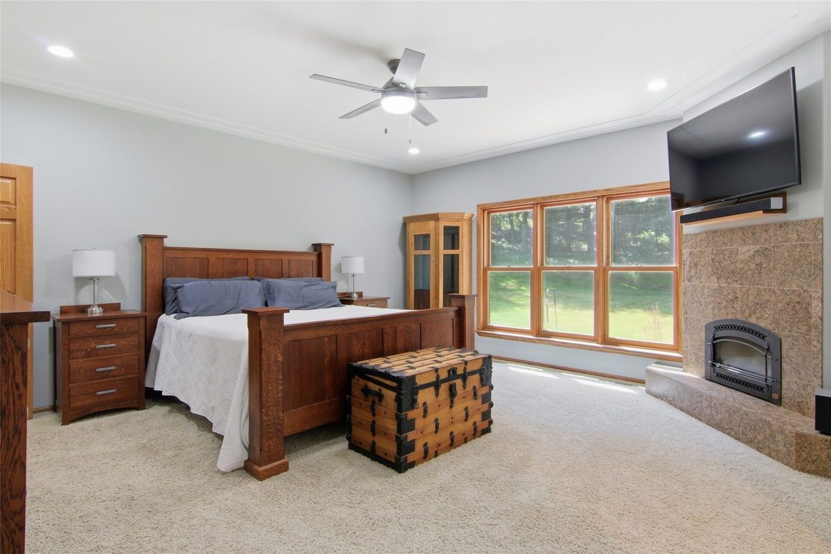 W245 Woodridge Drive, Eau Claire WI 54701 - Residential house for sale - MLS #1602701 - image22
