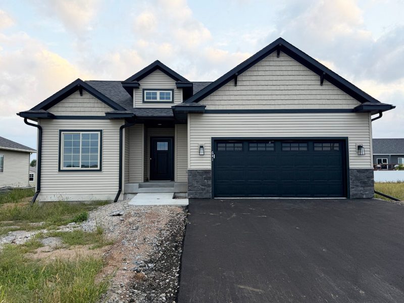 641 Saturn Drive