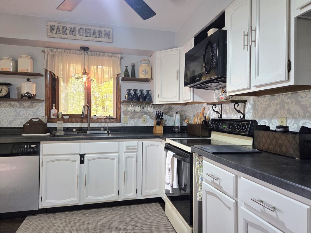 15687 State Highway 27  Cadott WI 54727 - image22