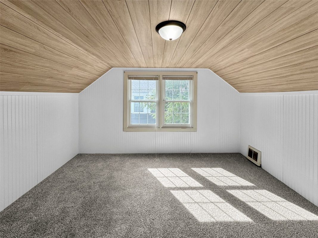 1305 Hoover Avenue, Eau Claire WI 54701 - Residential house for sale - MLS #1604669 - image43