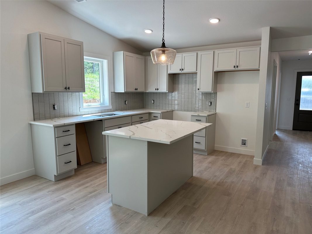 4350 Studebaker Lane, Eau Claire WI 54703 - Residential house for sale - MLS #1601875 - image8