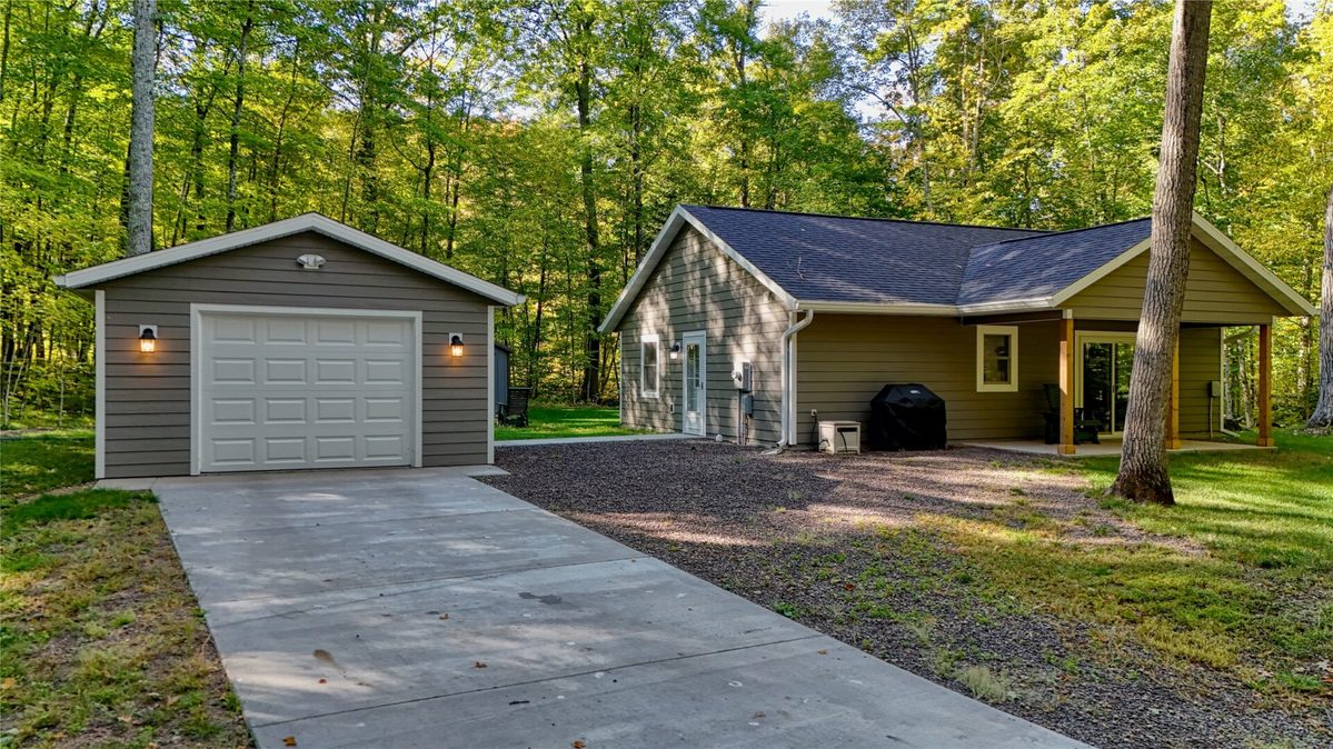 15199 Maple Street, Stone Lake WI 54876 - Residential house for sale - MLS #1605498 - image11