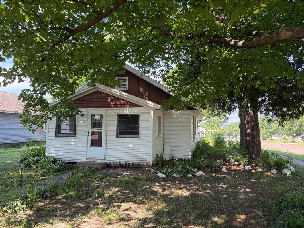 220 5th Street, Cornell WI 54732 - Residential house for sale - MLS #1603289 - image2