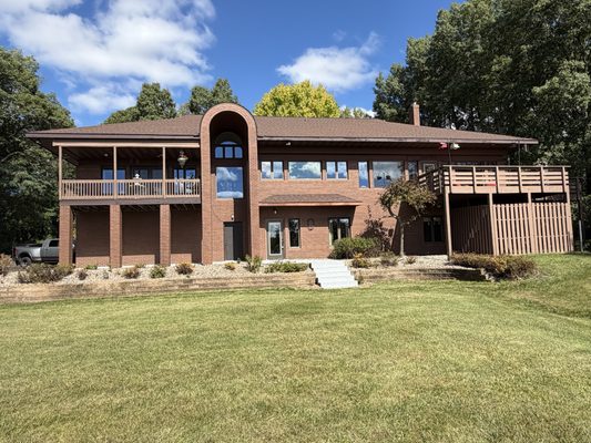 445 E Woodridge Drive Eau Claire WI 54701