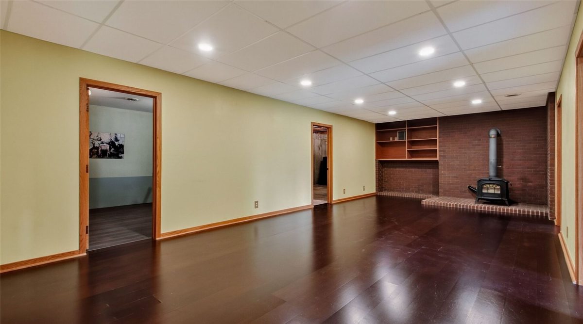 E445 Woodridge Drive, Eau Claire WI 54701 - Residential house for sale - MLS #1605347 - image27