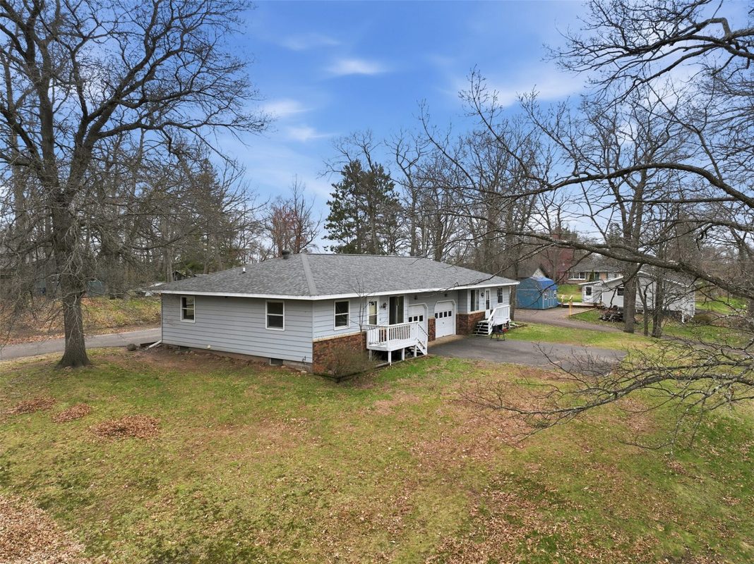 1114 & 1118 Fleming Street, Spooner WI 54801 - ResidentialIncome house for sale - MLS #1600790 - image2