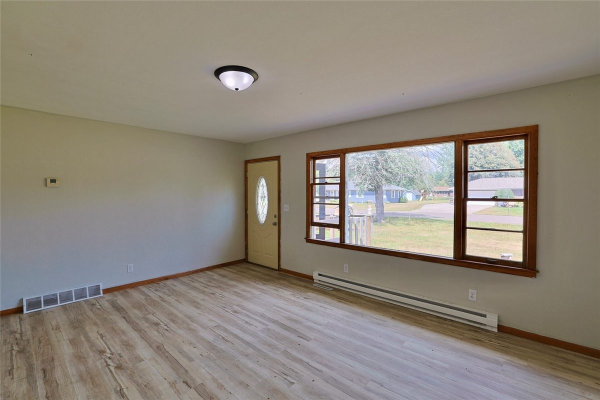 13797 88th Avenue, Chippewa Falls WI 54729 - ResidentialIncome house for sale - MLS #1604498 - image8