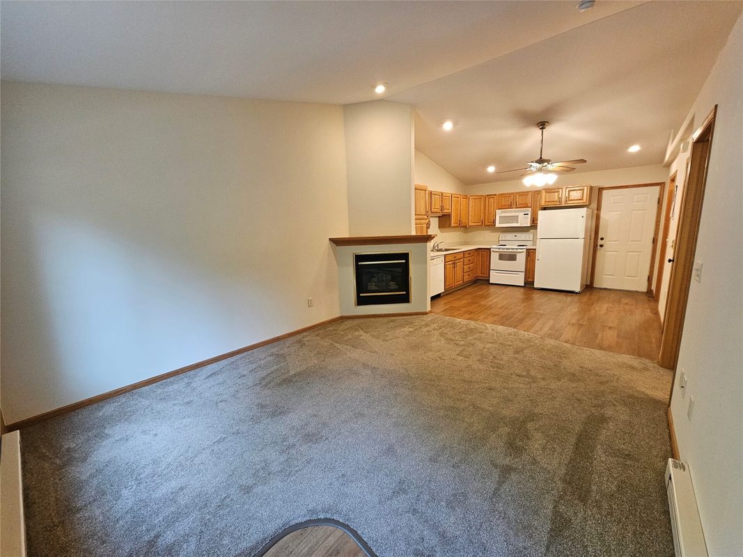 3330 Robin Meadows Lane, Eau Claire WI 54701 - Residential house for sale - MLS #1605117 - image11