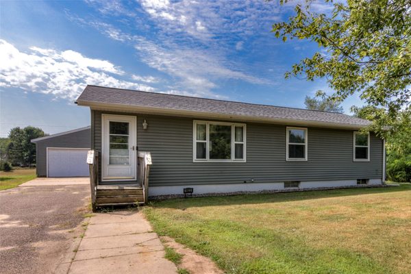 1923 Arlene Place Eau Claire WI 54703