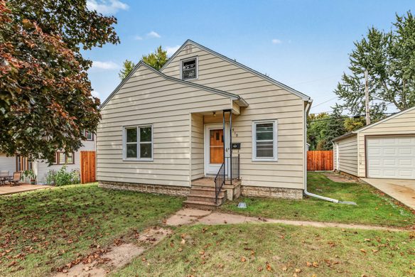 1510 Woodland Avenue, Eau Claire WI 54701 - Residential house for sale - MLS #1605193 - image1