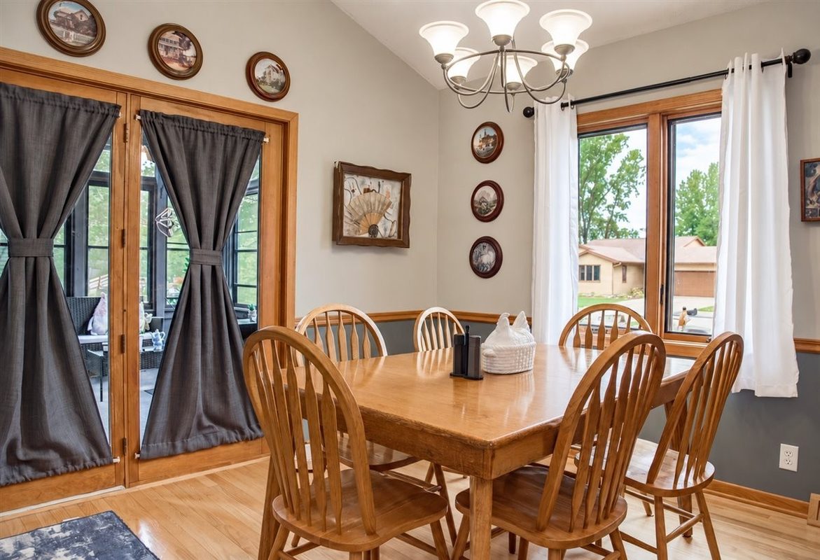 2925 Plum Tree Circle, Menomonie WI 54751 - Residential house for sale - MLS #1605385 - image9