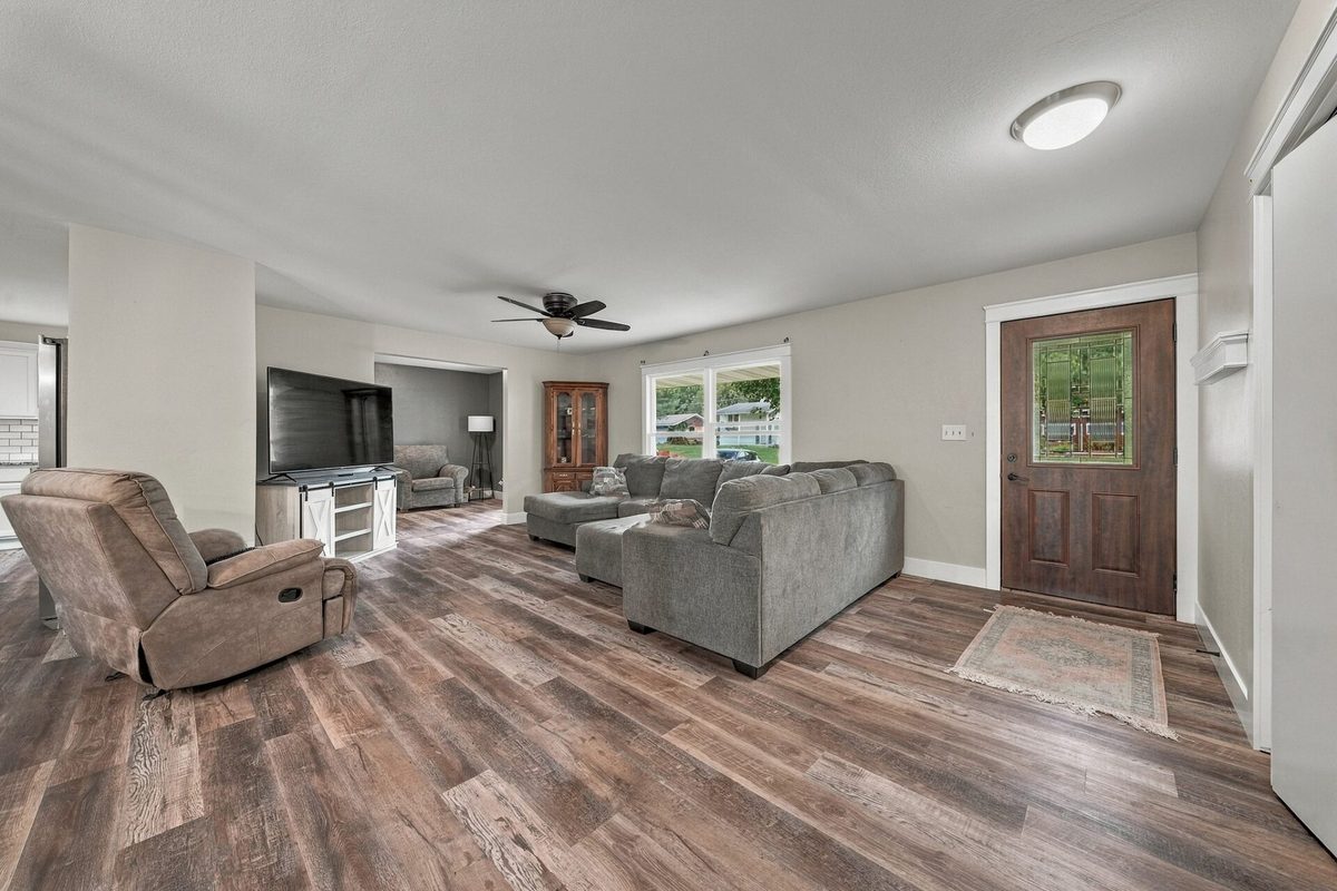 3717 Claymore Lane, Eau Claire WI 54701 - Residential house for sale - MLS #1605544 - image9