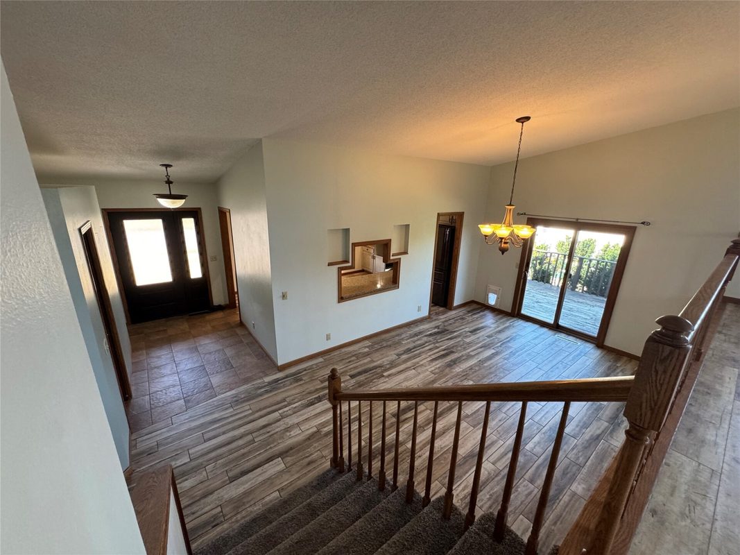 4002 Oak Knoll Drive, Eau Claire WI 54701 - Residential house for sale - MLS #1604569 - image11