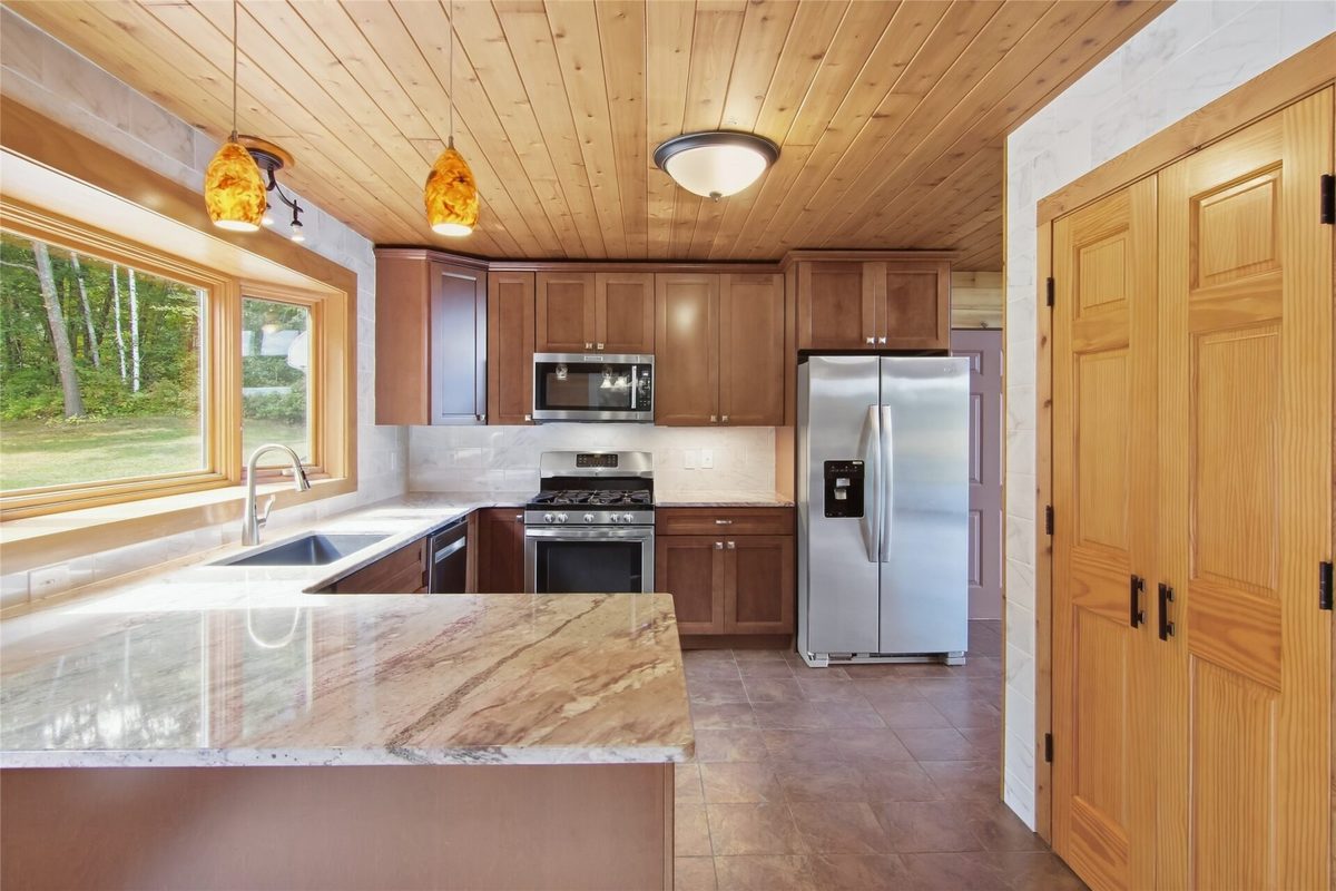 N7086 Lake Road, Stone Lake WI 54876 - Residential house for sale - MLS #1605238 - image11