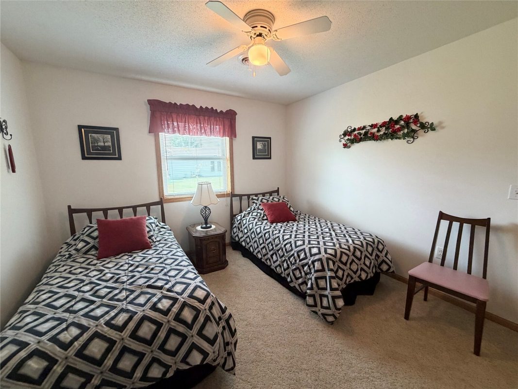 517 3rd St, Withee WI 54498 - ResidentialIncome house for sale - MLS #1604343 - image10