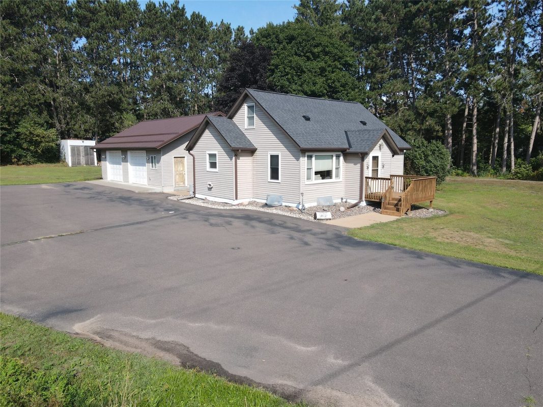 1812 Peterson Avenue, Eau Claire WI 54703 - Residential house for sale - MLS #1604552 - image3