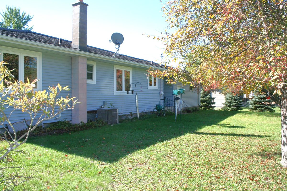 311 College Avenue Ladysmith WI 54848 - image3