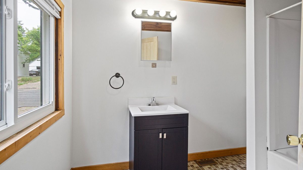 1315 11th Street, Menomonie WI 54751 - Residential house for sale - MLS #1604717 - image19