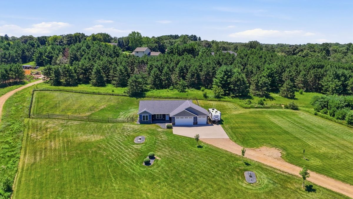 911 67th Avenue, Hudson WI 54016 - Residential house for sale - MLS #1603301 - image23