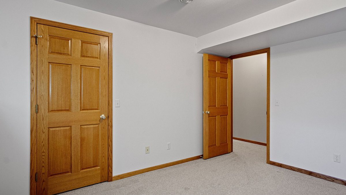 1811 Mitscher Avenue, Eau Claire WI 54701 - Residential house for sale - MLS #1603238 - image33