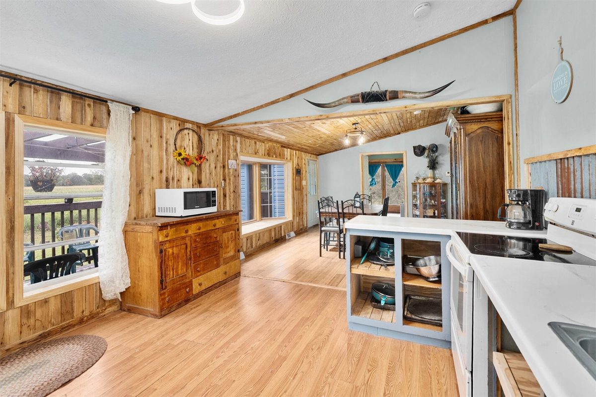 17028 State Highway 64, Gilman WI 54433 - Residential house for sale - MLS #1603513 - image8