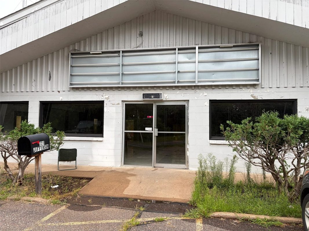 721 Jefferson Avenue, Chippewa Falls WI 54729 - CommercialSale house for sale - MLS #1604400 - image4