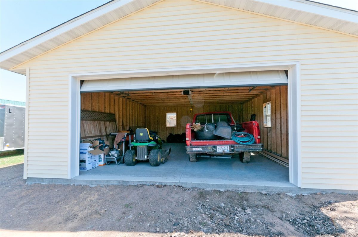 2254 20 1/2 Street, Rice Lake, WI — photo 13